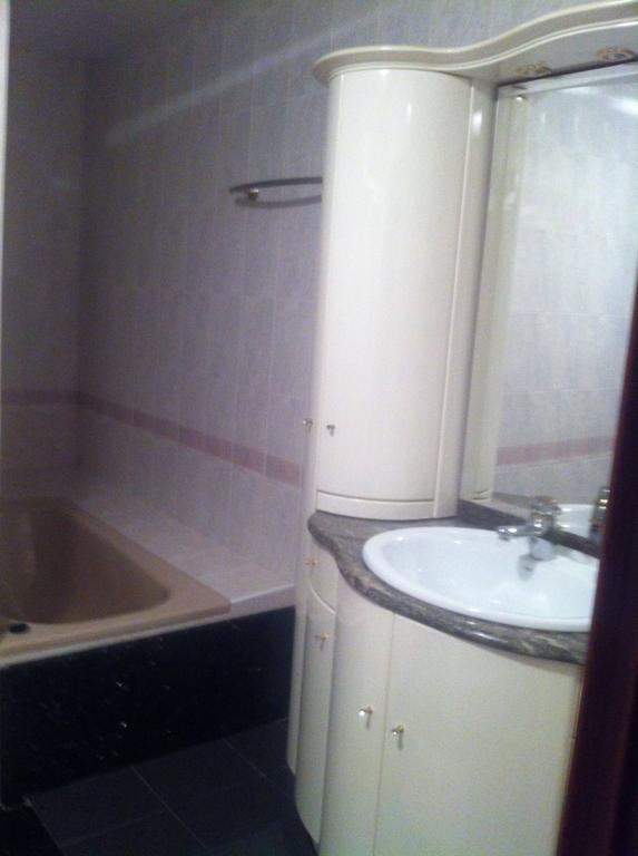 Habitaciones Lopez Azcona Noja Luaran gambar